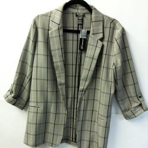 SOHO Plaid Blazer NWT